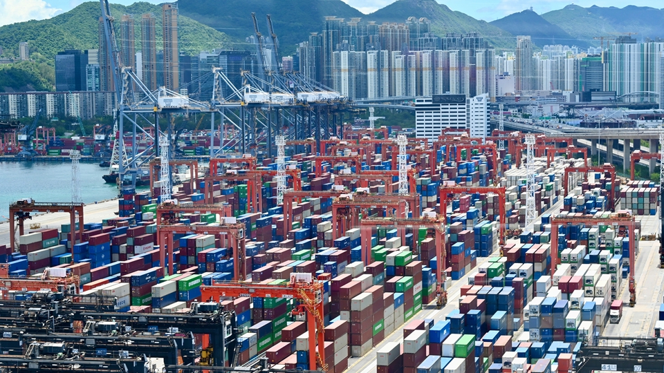 【Wealthy CityLinkers】Exports Surge, Subdued Domestic Demand: Hong Kong’s Platform Value and Corporate Layout Strategies